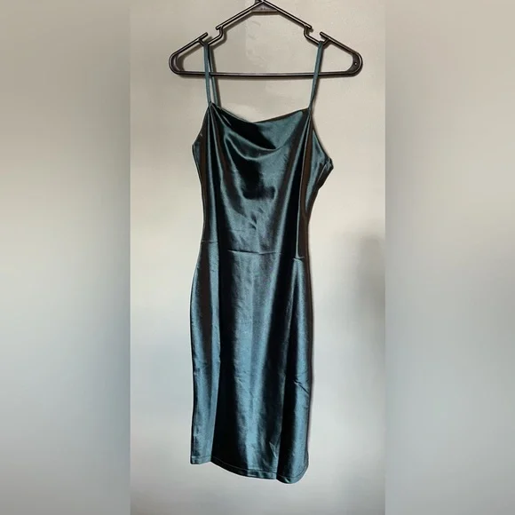 Women's Green Sleeveless Spaghetti Strap Satin Dress with Cowl Neck Size XS - Picture 4 of 11